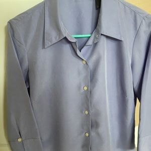 Liz Claiborne fitted button down shirt in lilac